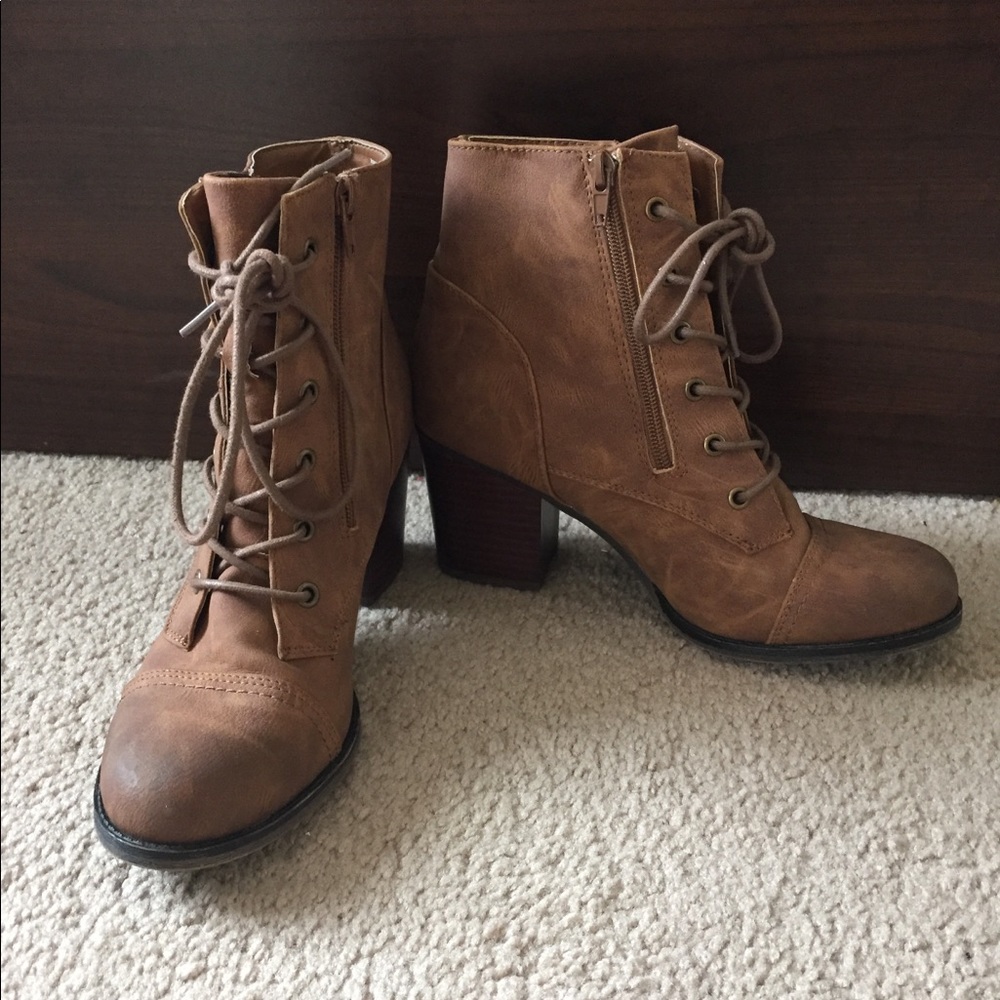 Madden Girl Lace Up Boots, 3in Heel - Size 10M